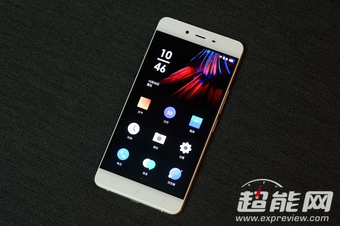 我有着自己的灵魂，一加手机X评测 