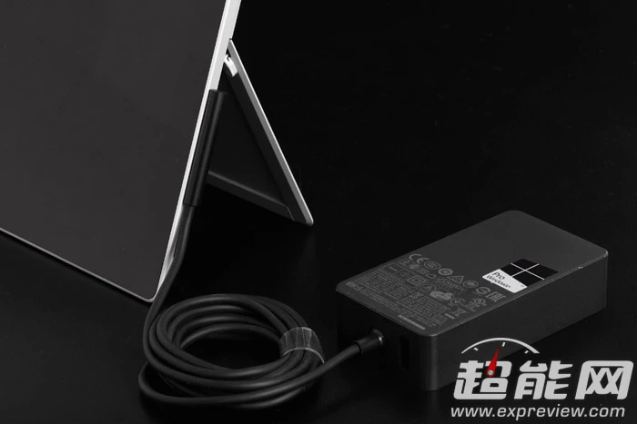 微软告诉你们什么才是Windows平板,Surface Pro 4开箱图赏