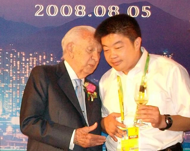 专访爱国者董事长冯军:诚信联盟实现伟大中国梦