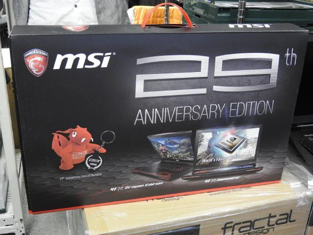 56万日元的微星游戏本就得这么装：GTX 980显卡，RAID 0硬盘 