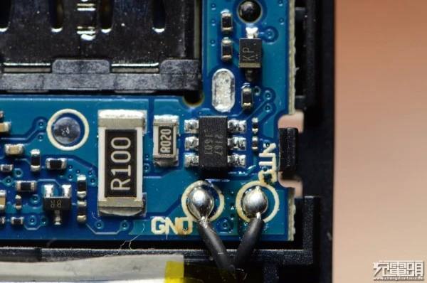 小米10000mAh移动电源高配版开箱与拆解