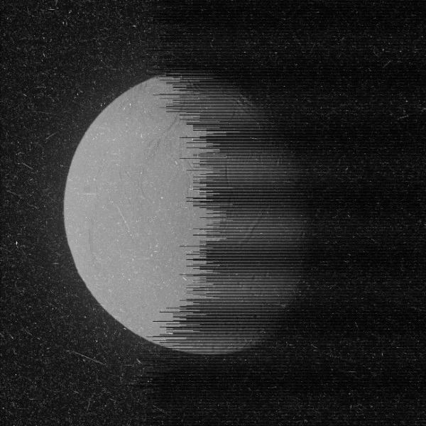 NASA发布薄雾掩盖下的土卫二照片