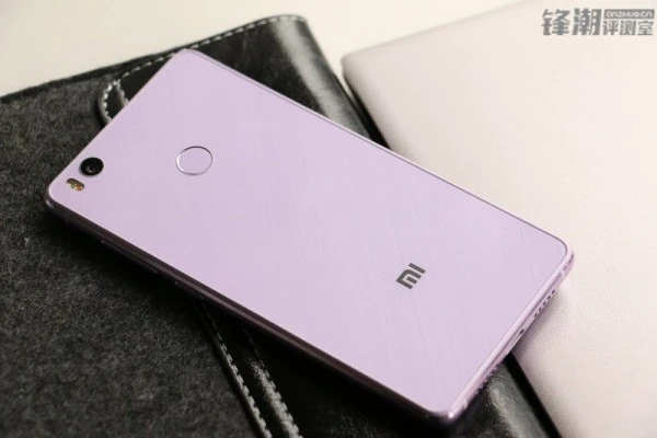 小米5的伴生花：小米4S淡紫版本开箱图赏
