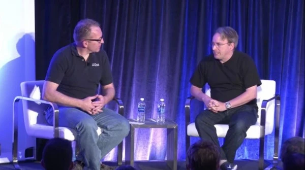 [视频]Linus Torvalds谈论Linux 25周年、物联网、Linux内核安全等