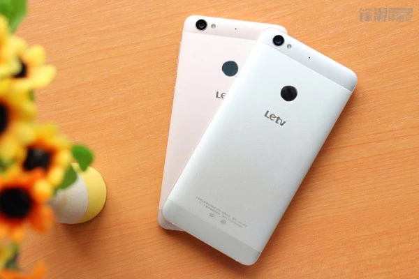 你该怎么选？乐视乐1s VS 魅蓝metal详细对比评测