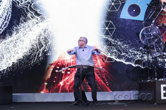 英特尔联手腾讯游戏、海尔发布首款腾讯TGP客厅游戏主机