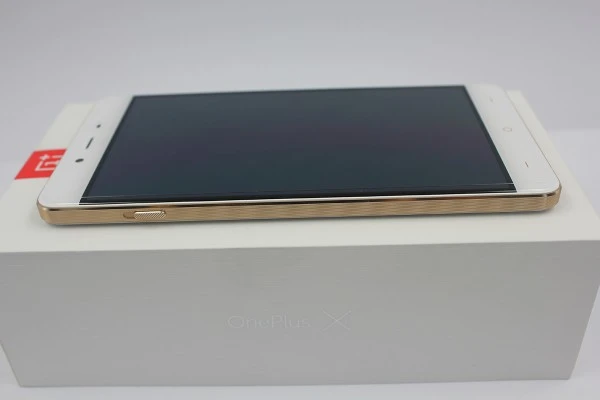 [多图]轻旗舰 氢体验：一加手机OnePlus X开箱上手