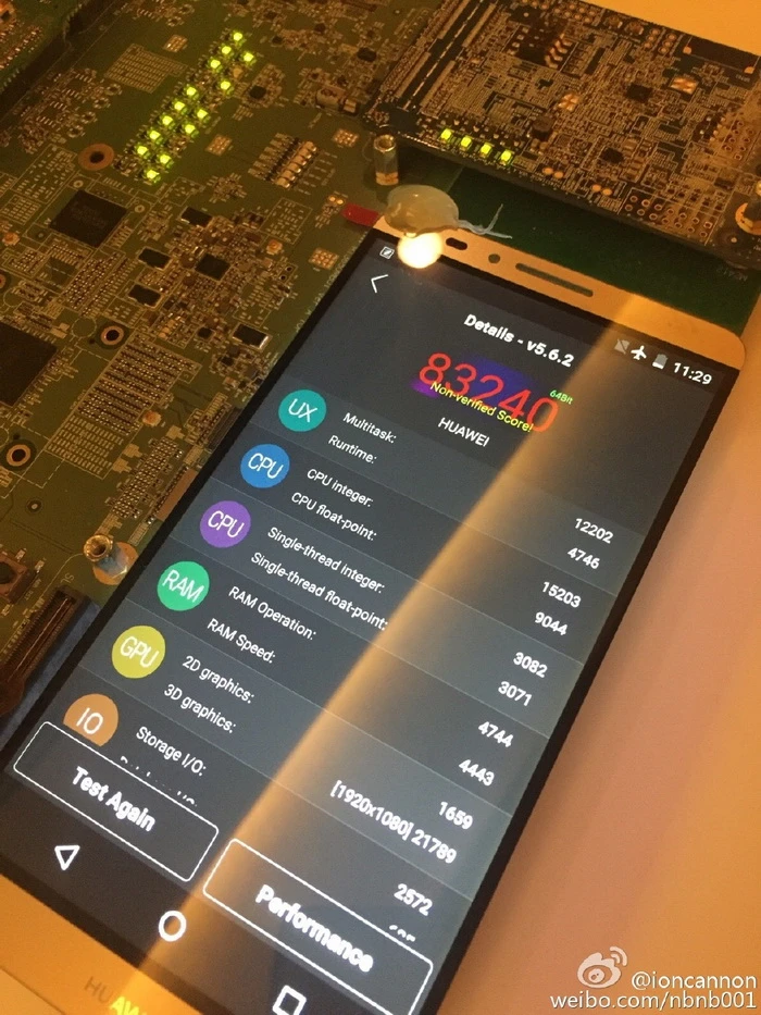 华为Mate 8竟然用了2K屏，麒麟950跑分被安兔兔打回原形 