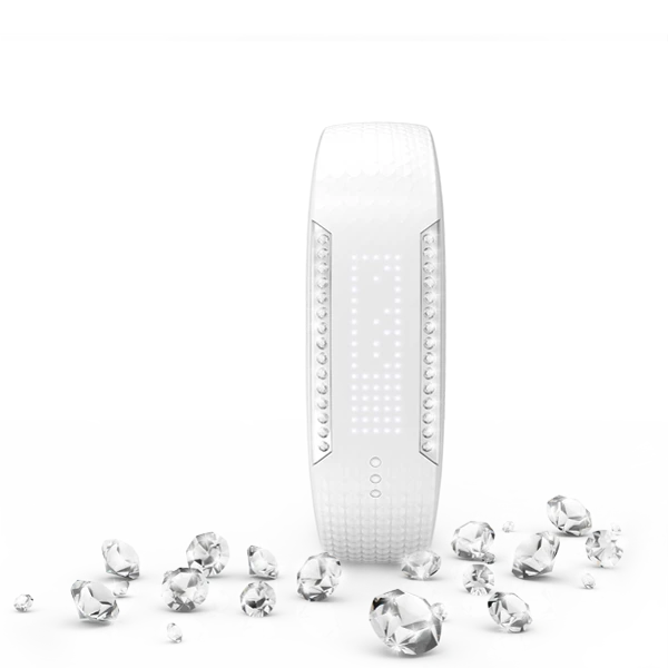 将智能手环当饰品戴吧 30颗水晶闪闪惹人爱