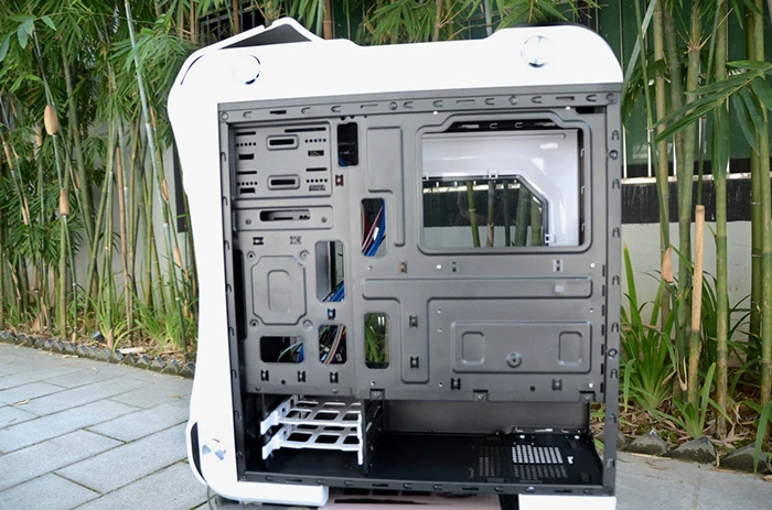 内部变身!游戏悍将刀锋-变形金刚3机箱升级到3+